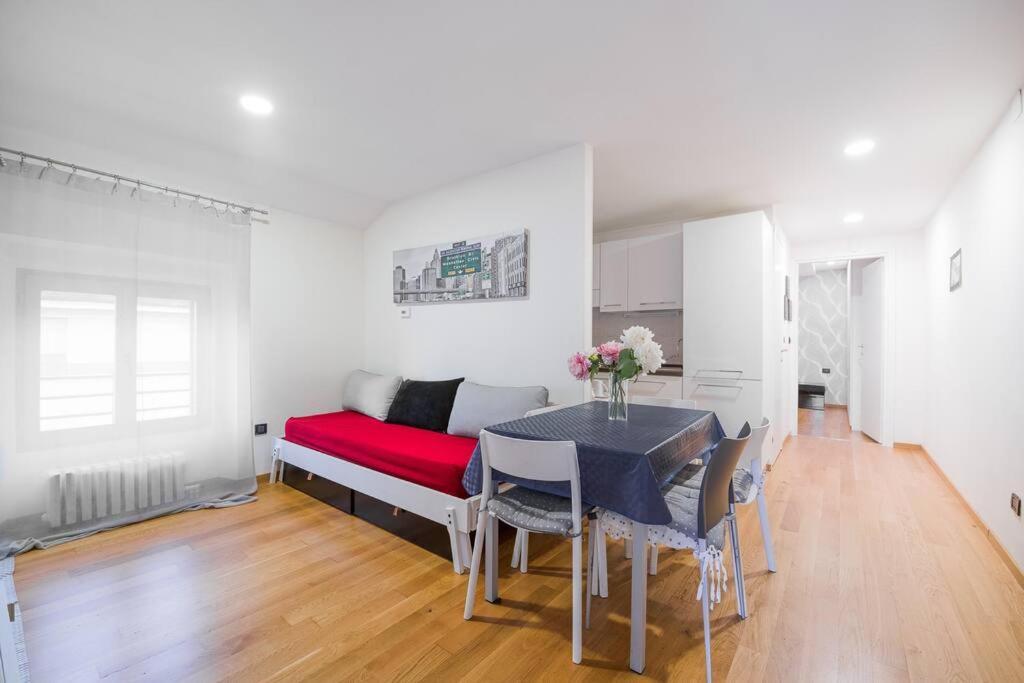 Esclusivo 60Mq In Centro Citta Appartement Milaan Buitenkant foto